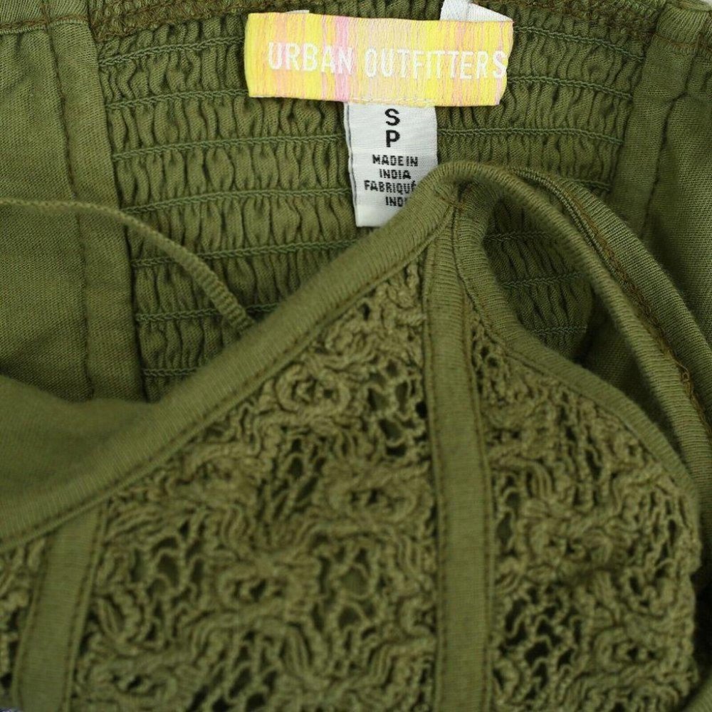 Urban Outfitters UO Dotti Crochet Halter Cropped Top Smocked Cotton S New - Picture 7 of 7